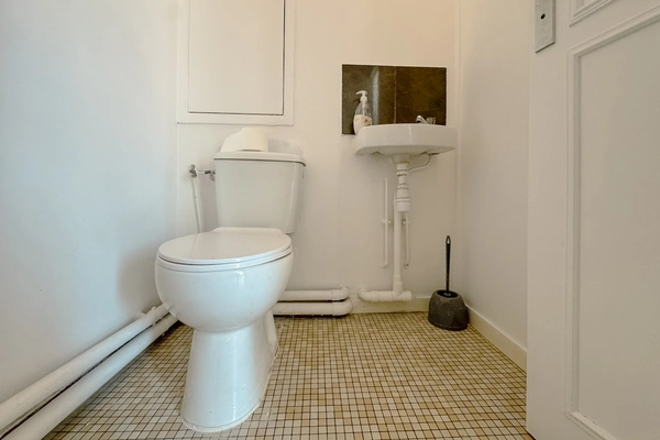 WC