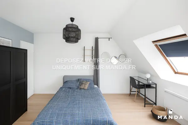 Chambre dans 5 pièces meublé 23 Rue Vaillant, Lambersart - 1e étage - 10m²