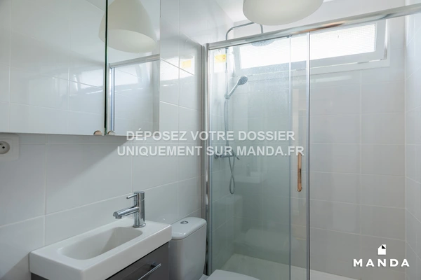  Salle de bains 1