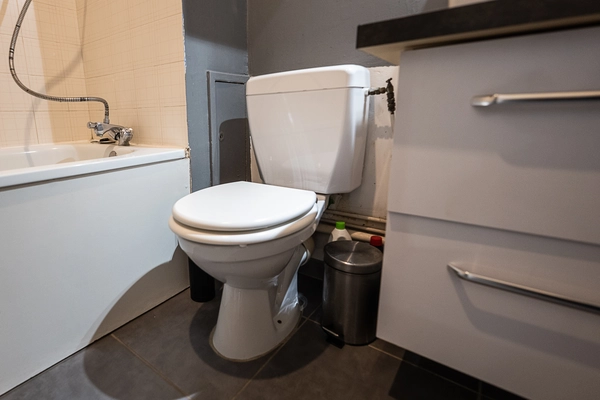 WC