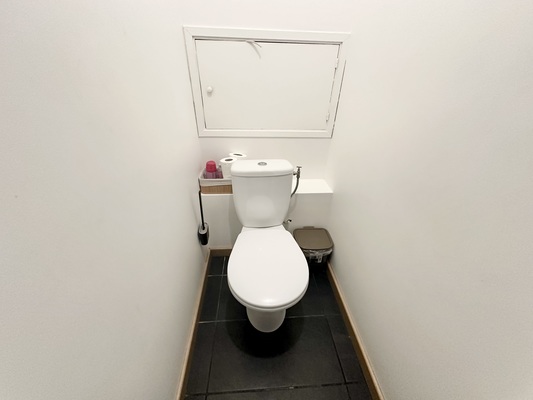 WC