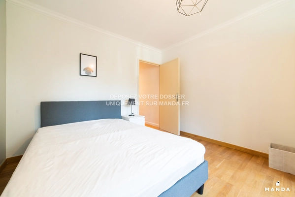Chambre dans 5 pièces meublé 1 Rue de Bruxelles, Villeurbanne - 1e étage - 15m²