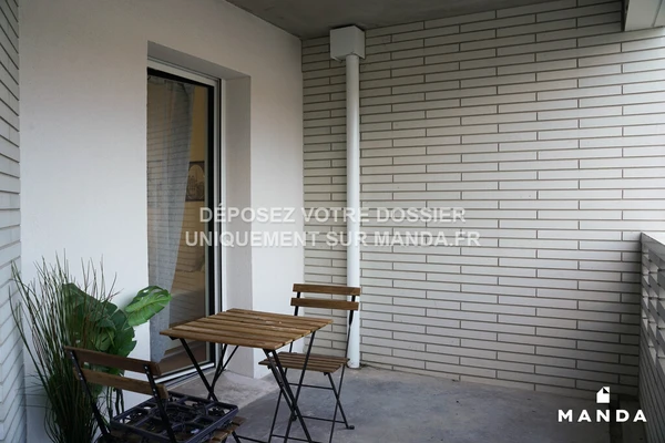 Chambre dans 4 pièces meublé 7 Rue Luis Bunuel, Floirac - 3e étage - 11m²