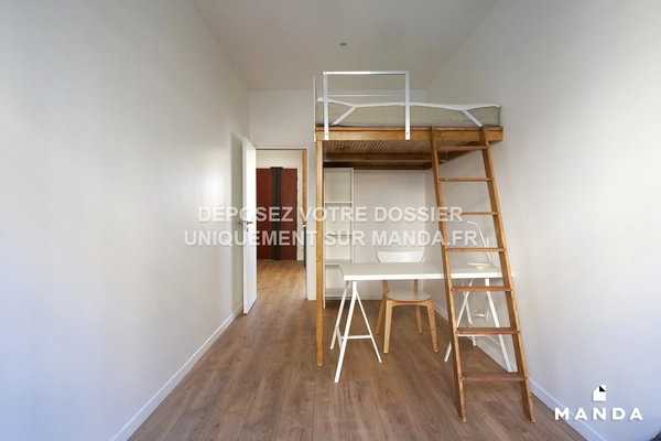 Chambre dans 6 pièces meublé 3 rue Edmond Rostand, Marseille - 4e étage - 10m²