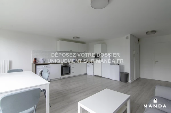 5 pièces meublé 6 Rue Youri Gagarine, Guyancourt - 3e étage - 94m²